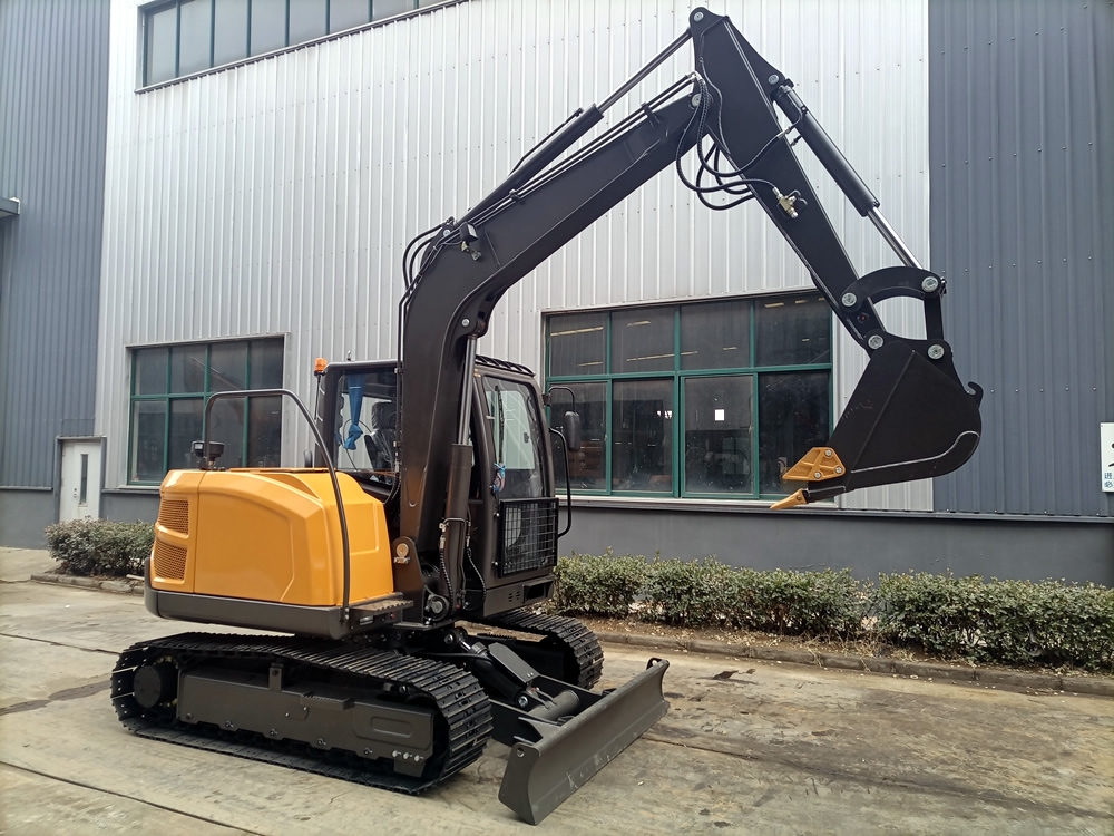 小型挖掘機(jī)BMPC65