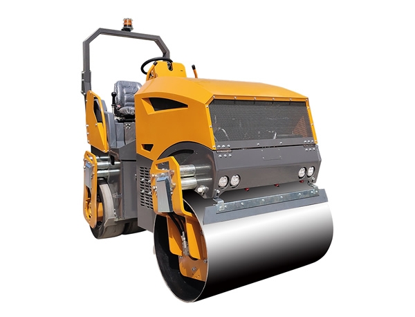 新款3.5噸前鋼后膠座駕式壓路機3500