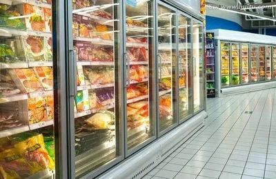 連江兩家企業(yè)違規(guī)經(jīng)營(yíng)冷凍食品被重罰，食品開發(fā)與批發(fā)領(lǐng)域警鐘長(zhǎng)鳴